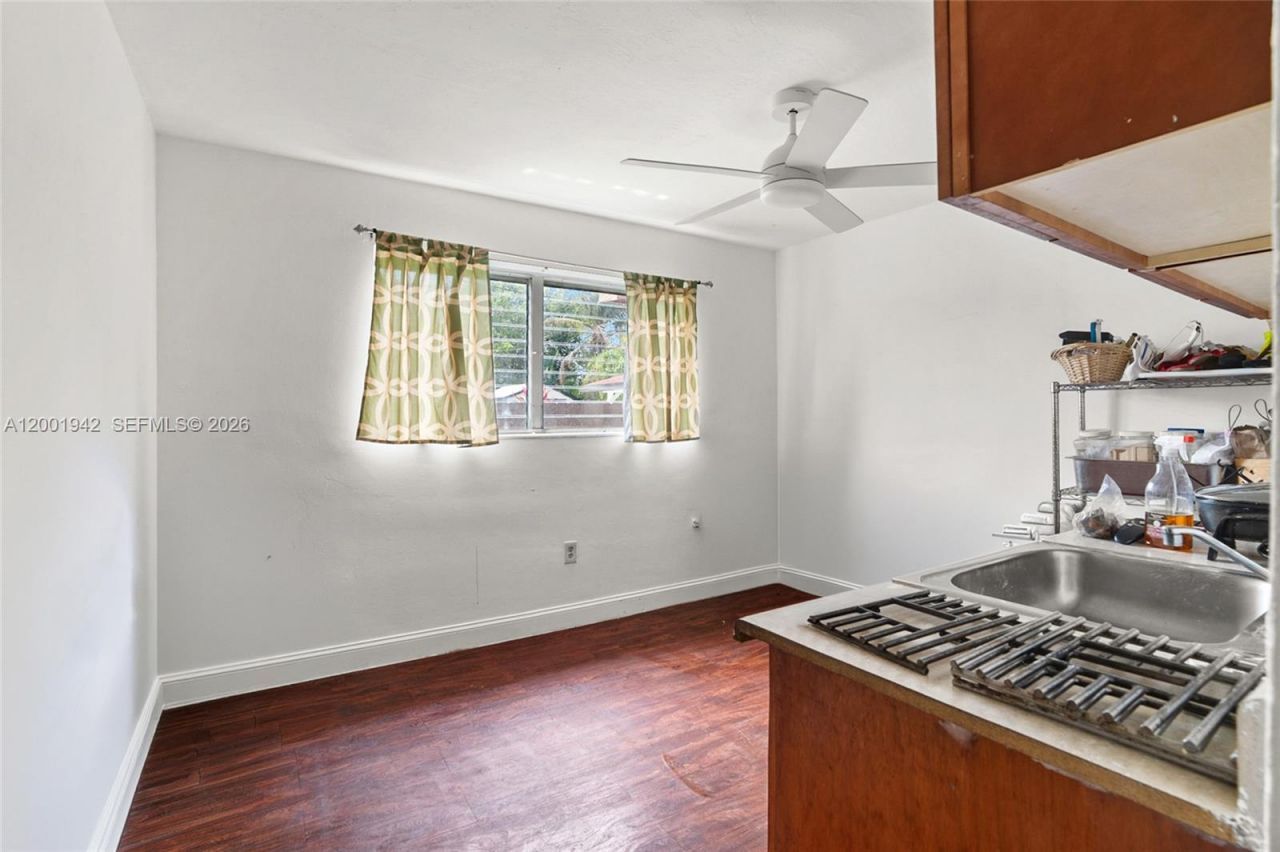 20154 NW 12th Pl, Miami Gardens, FL 33169 Photo