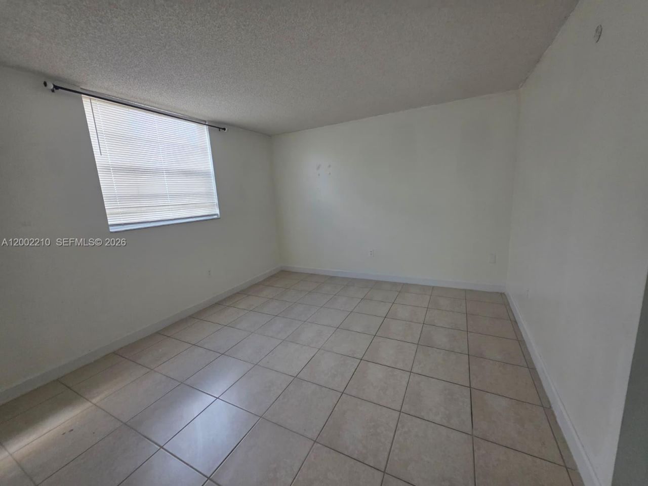 5055 NW 7th St, Unit 602, Miami, FL 33126 Photo