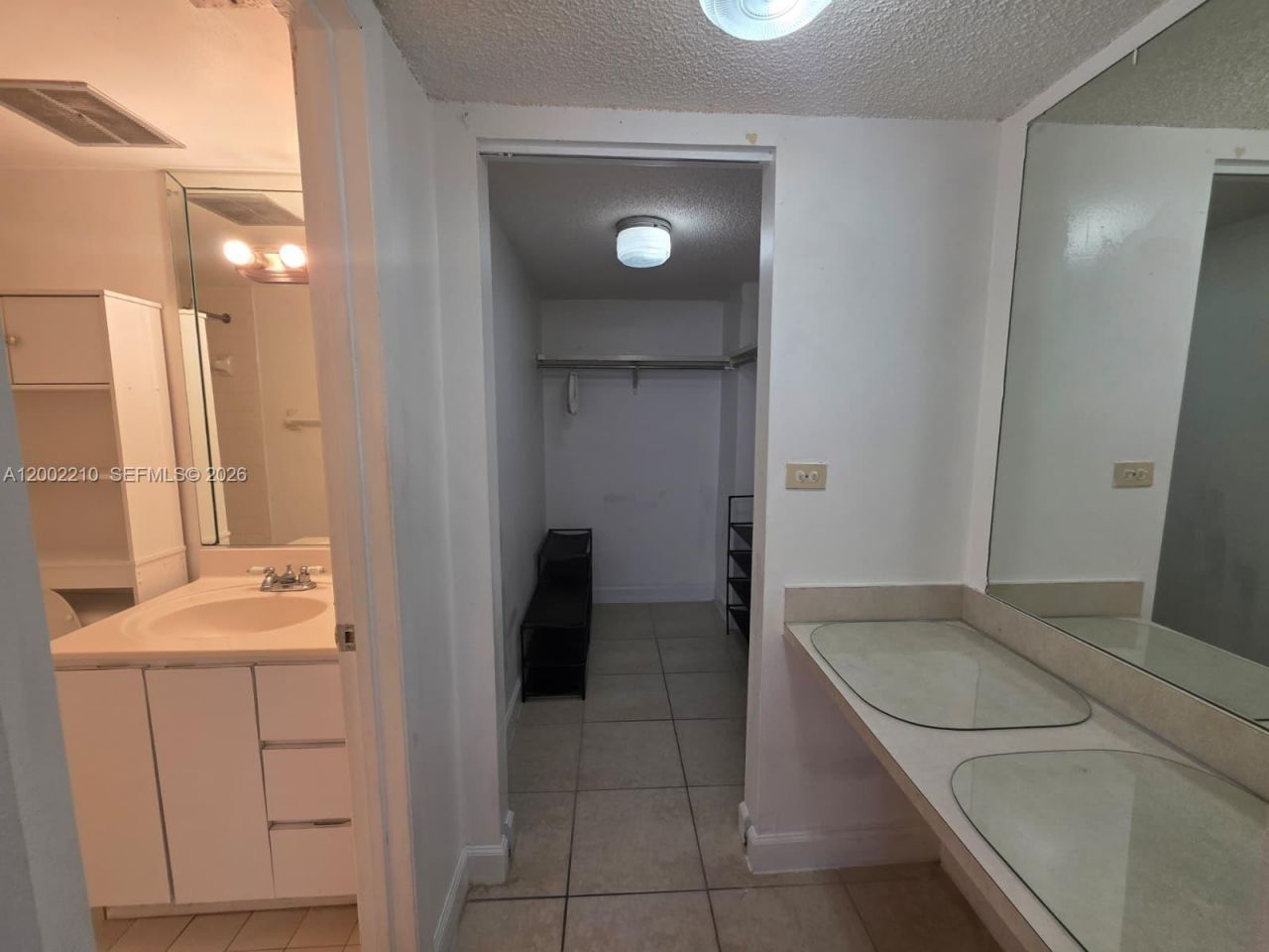 5055 NW 7th St, Unit 602, Miami, FL 33126 Photo