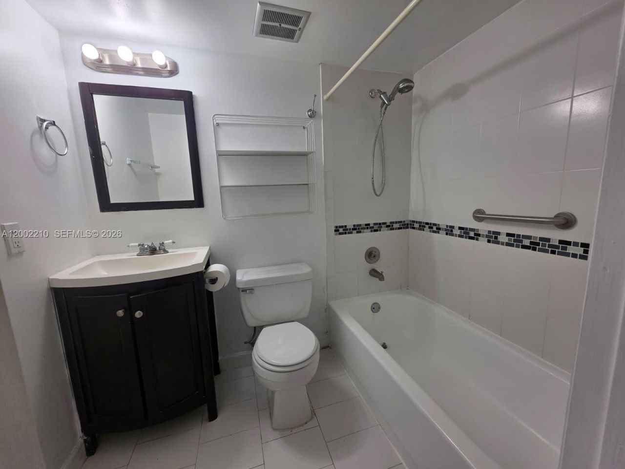 5055 NW 7th St, Unit 602, Miami, FL 33126 Photo