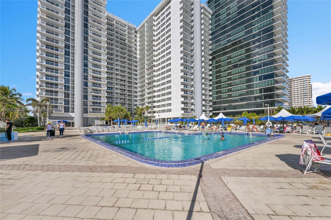2030 S Ocean Dr, Unit 2018, Hallandale Beach, FL 33009 Photo