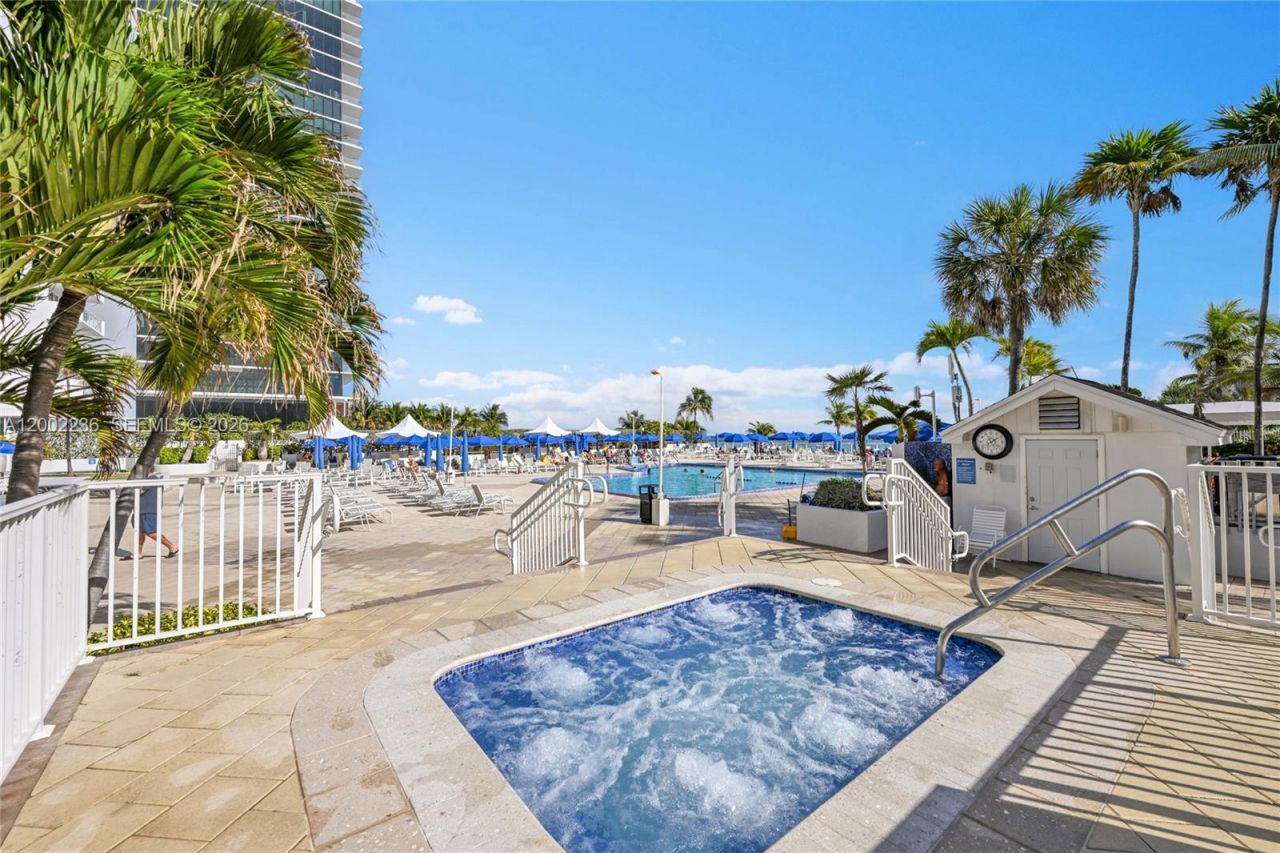 2030 S Ocean Dr, Unit 2018, Hallandale Beach, FL 33009 Photo