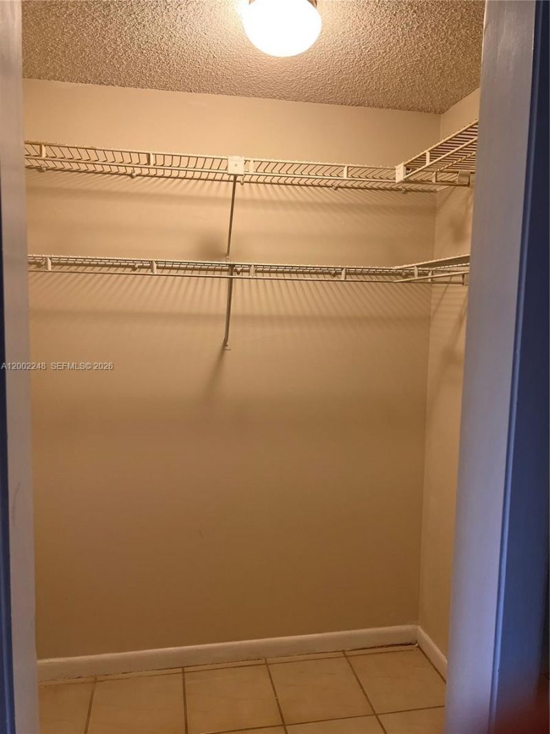 8101 SW 24th Ct, Unit 406, Davie, FL 33324 Photo