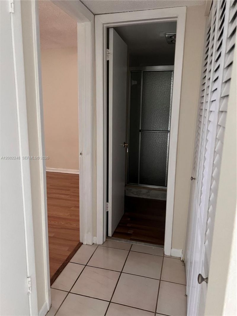 8101 SW 24th Ct, Unit 406, Davie, FL 33324 Photo