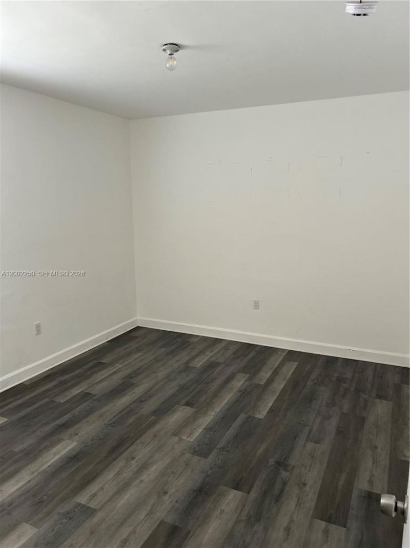 300 Sunset Dr, Unit 5, Fort Lauderdale, FL 33301 Photo