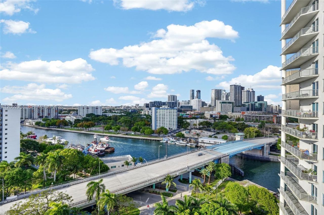 10 SW South River Dr, Unit 1410, Miami, FL 33130 Photo