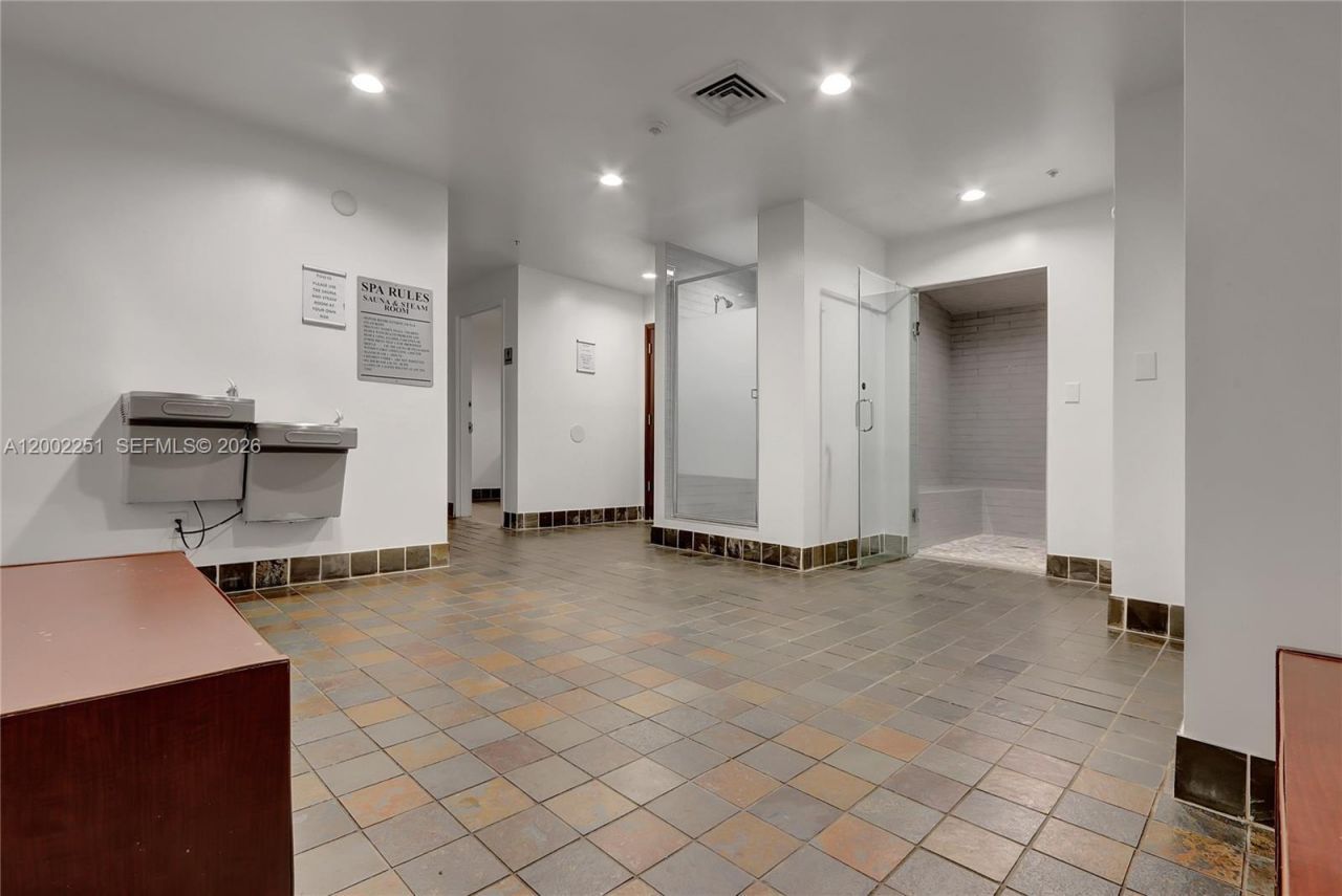 10 SW South River Dr, Unit 1410, Miami, FL 33130 Photo