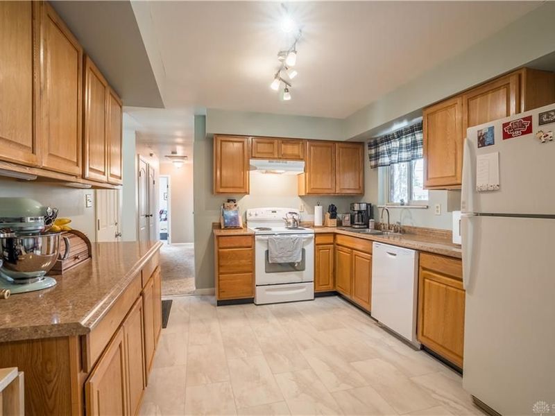 67 Madrid Avenue, Brookville, OH 45309 Photo 8