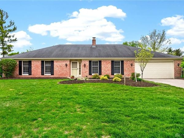 1524 Lindenhurst Drive, Centerville, OH 45459