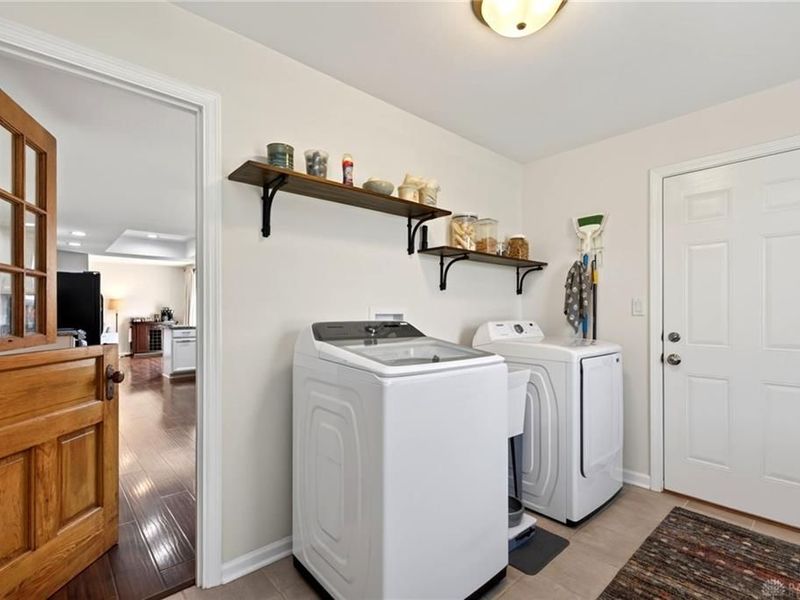 1524 Lindenhurst Drive, Centerville, OH 45459 Photo 23