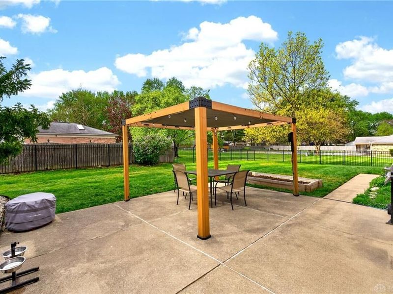 1524 Lindenhurst Drive, Centerville, OH 45459 Photo 48