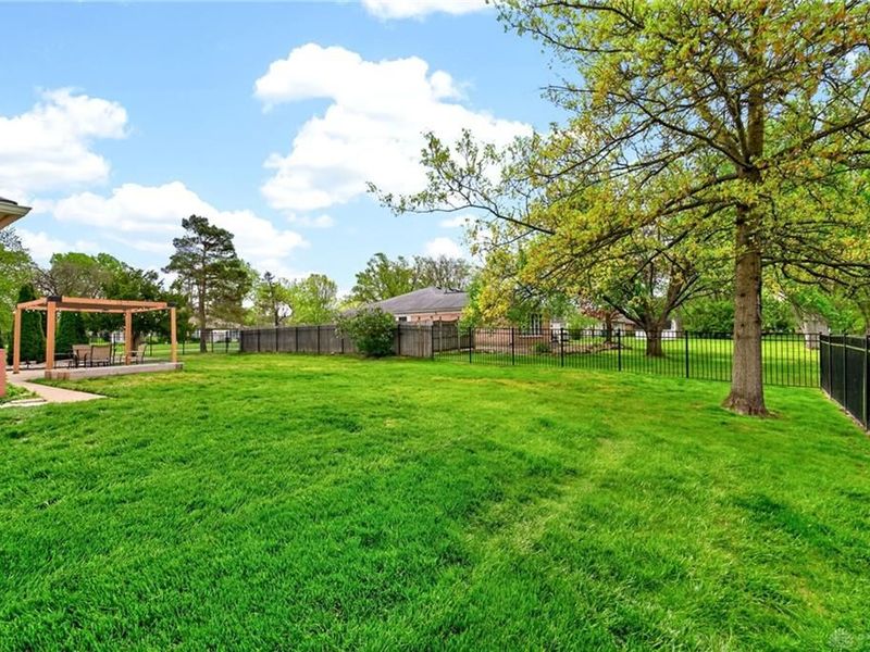 1524 Lindenhurst Drive, Centerville, OH 45459 Photo 55