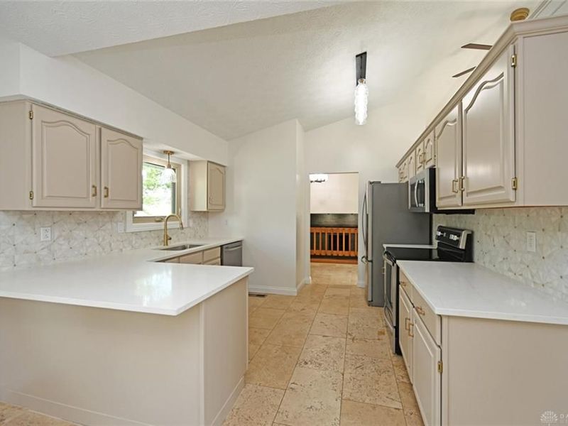 4015 Margate Drive, Beavercreek, OH 45430 Photo 9