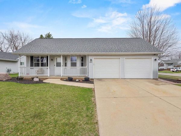 1921 CEIL STREET, Little Chute, WI 54140