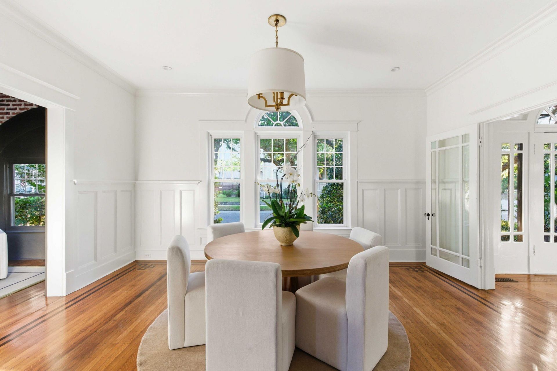 56 Parkwood Avenue Photo 18