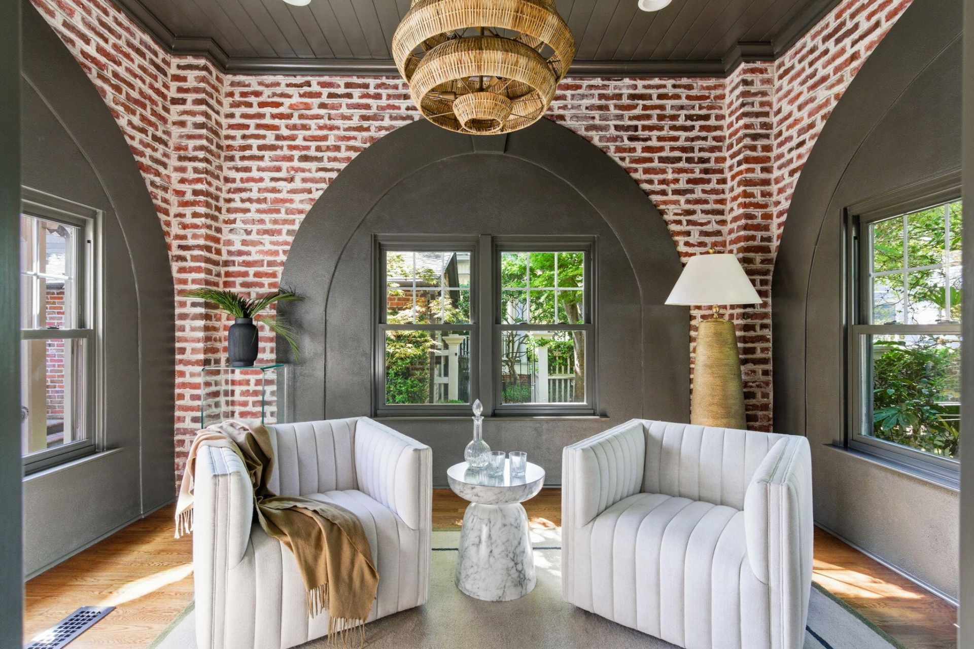 56 Parkwood Avenue Photo 19