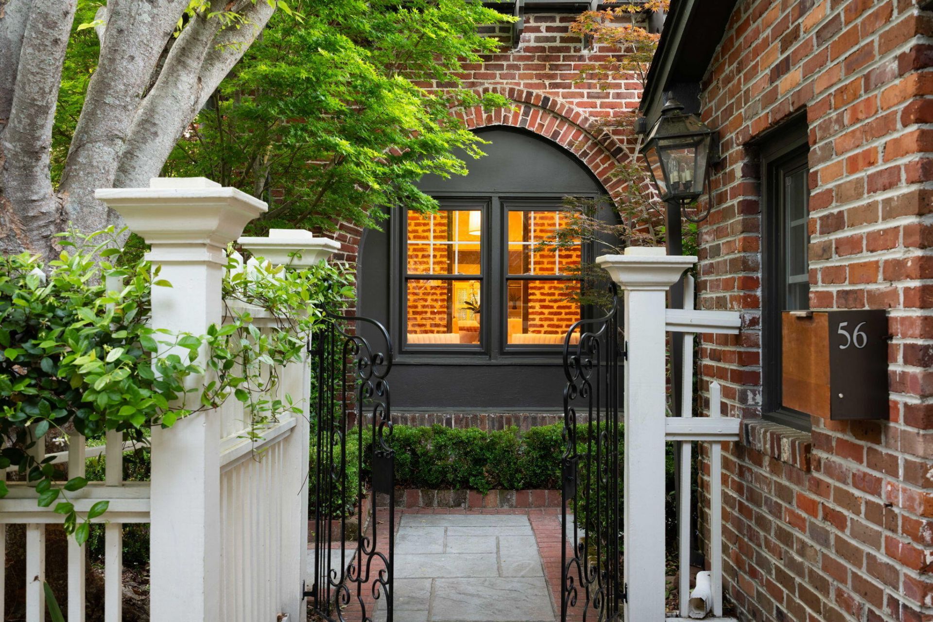 56 Parkwood Avenue Photo 47