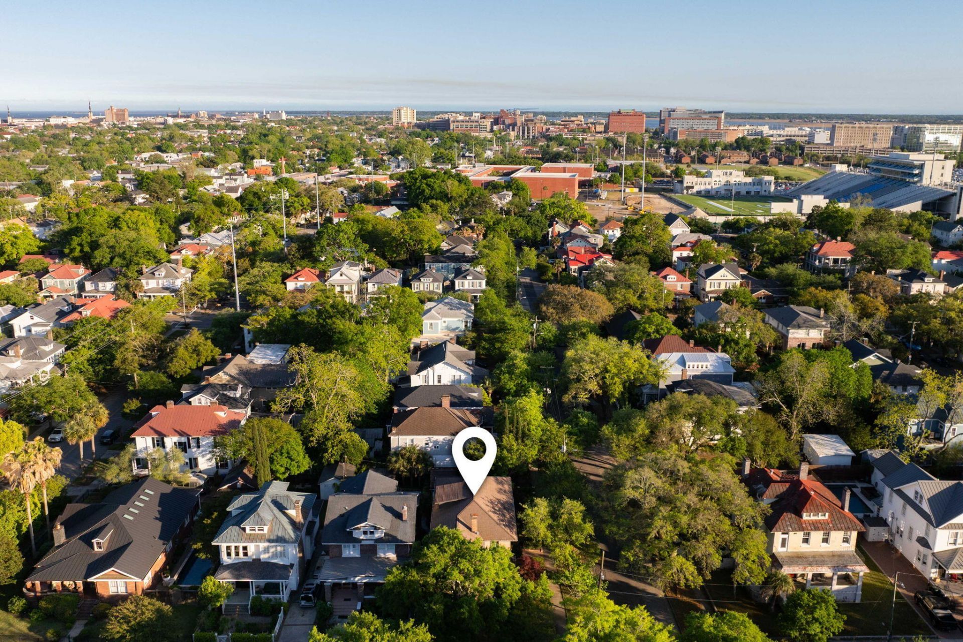 56 Parkwood Avenue Photo 48