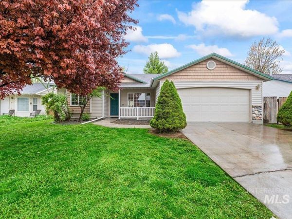 1808 Cambridge St, Caldwell, ID 83607