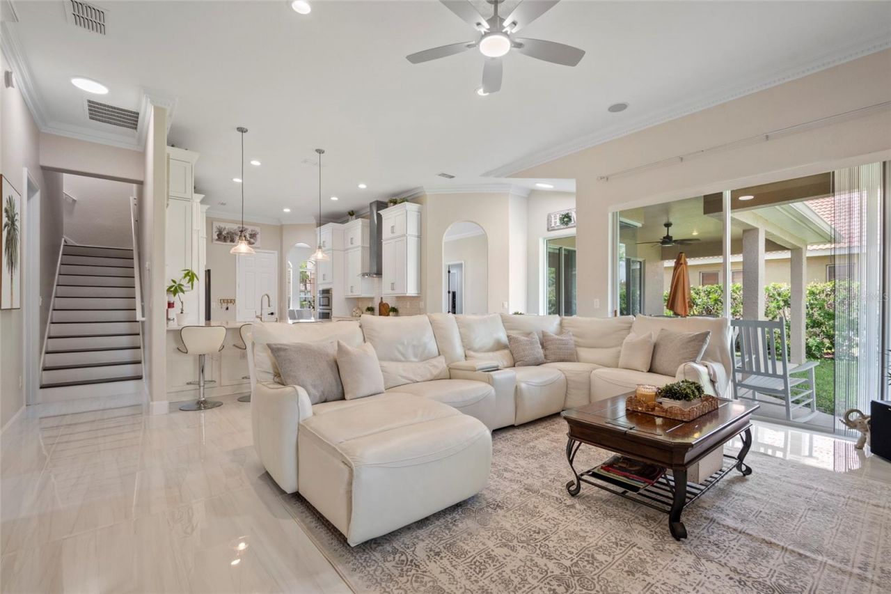 9047 Tuscan Valley Place, Orlando, FL 32825 Photo