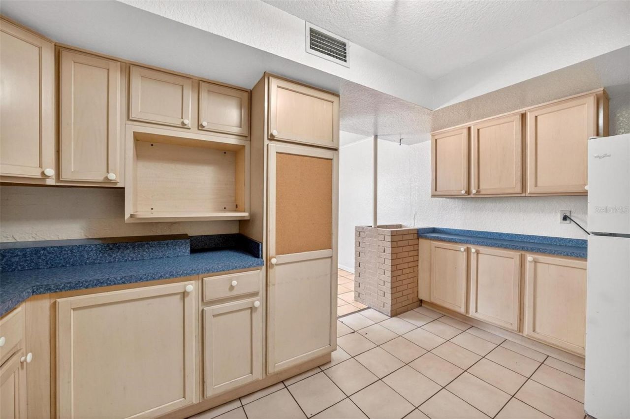 715 S Randolph Avenue , Kissimmee, FL 34741 Photo