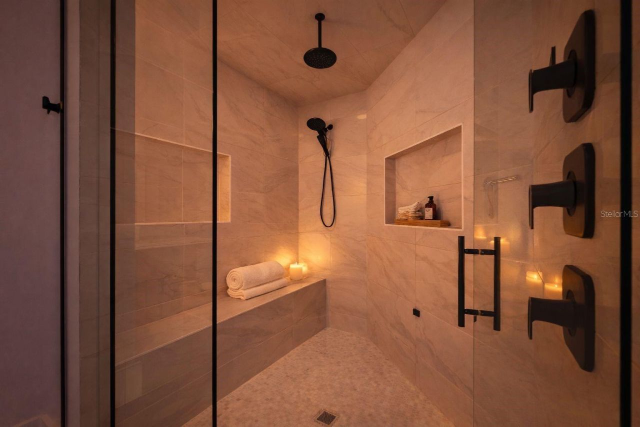 1843 Bayou Grande Boulevard Ne, Saint Petersburg, FL 33703 Photo