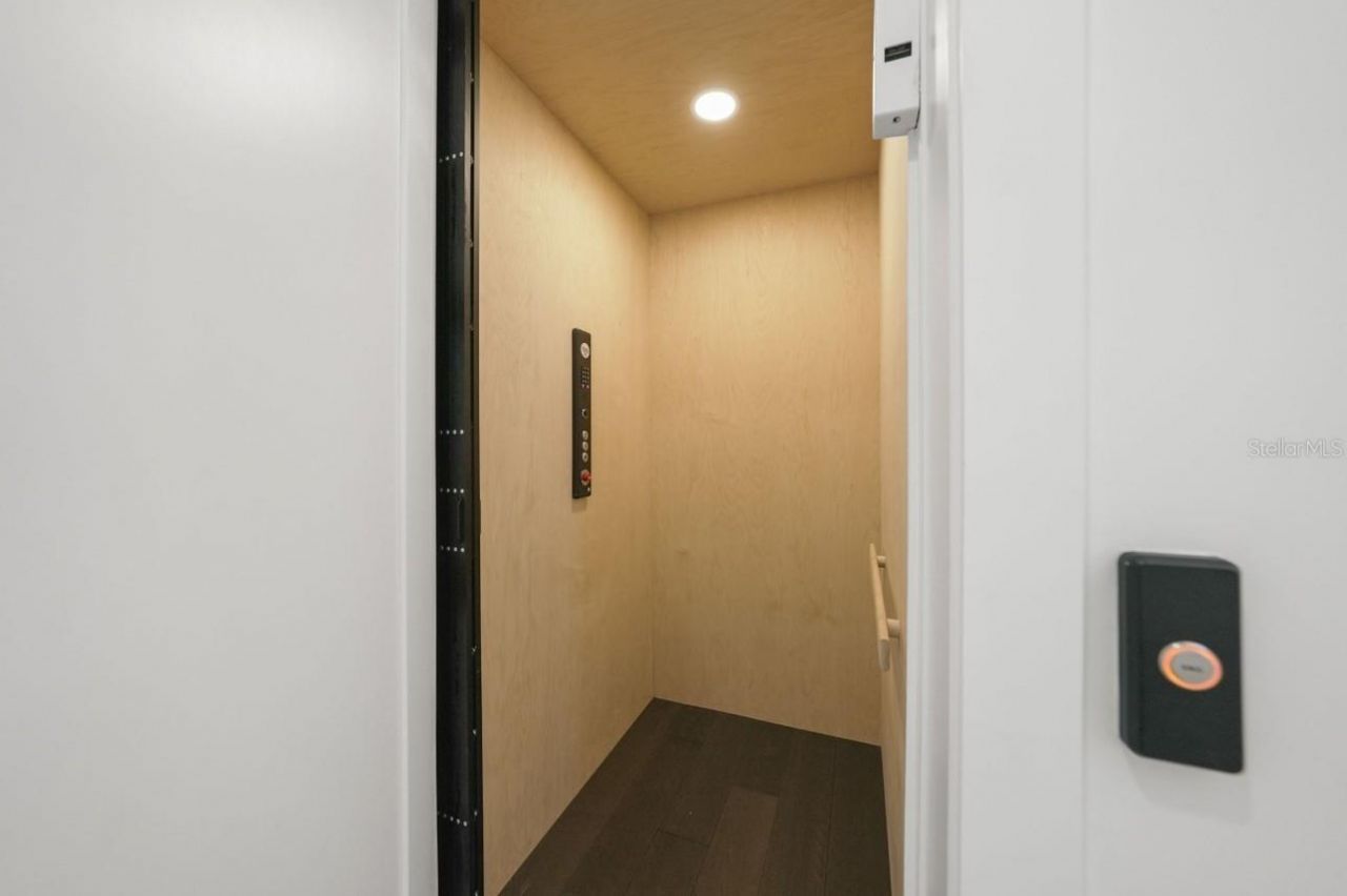 1843 Bayou Grande Boulevard Ne, Saint Petersburg, FL 33703 Photo