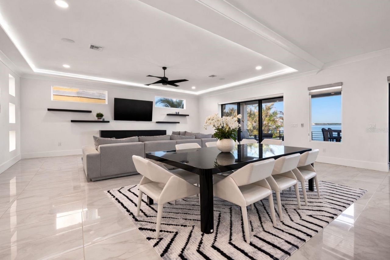 1843 Bayou Grande Boulevard Ne, Saint Petersburg, FL 33703 Photo