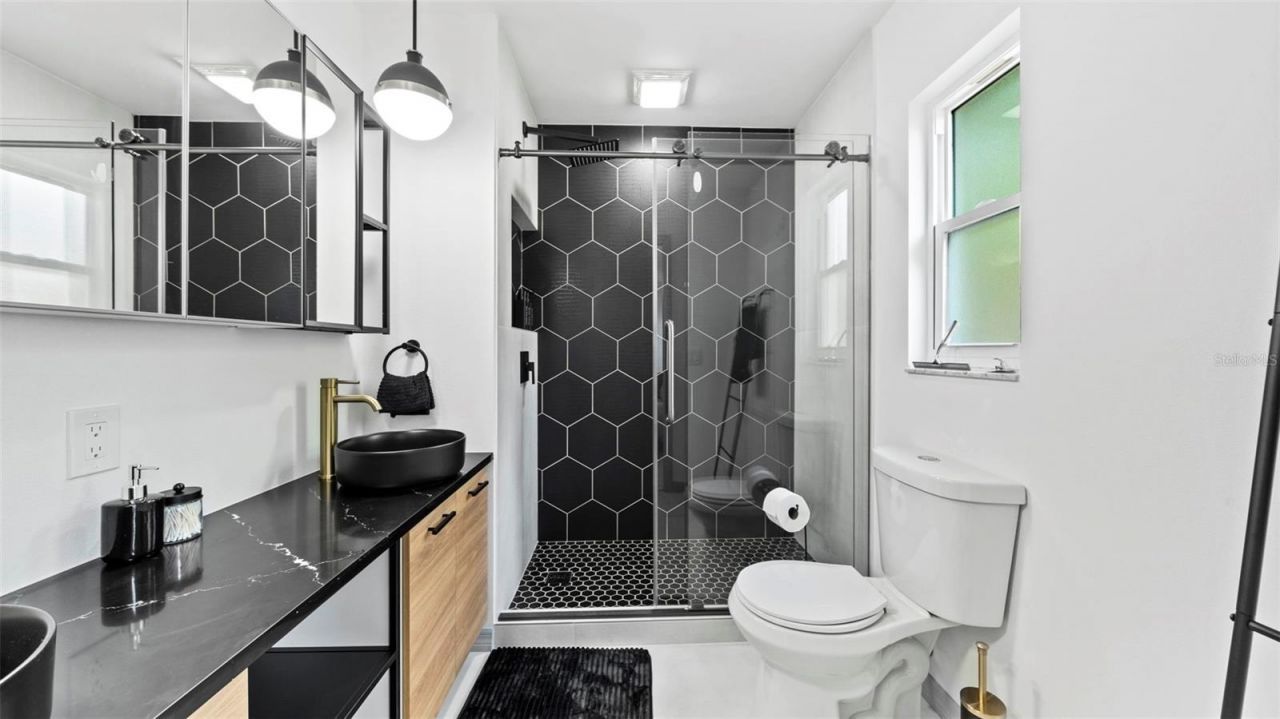 11123 117th Way , Seminole, FL 33778 Photo