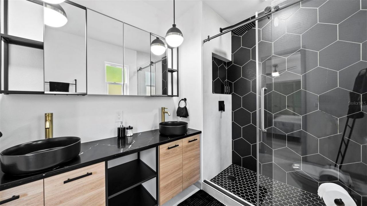 11123 117th Way , Seminole, FL 33778 Photo