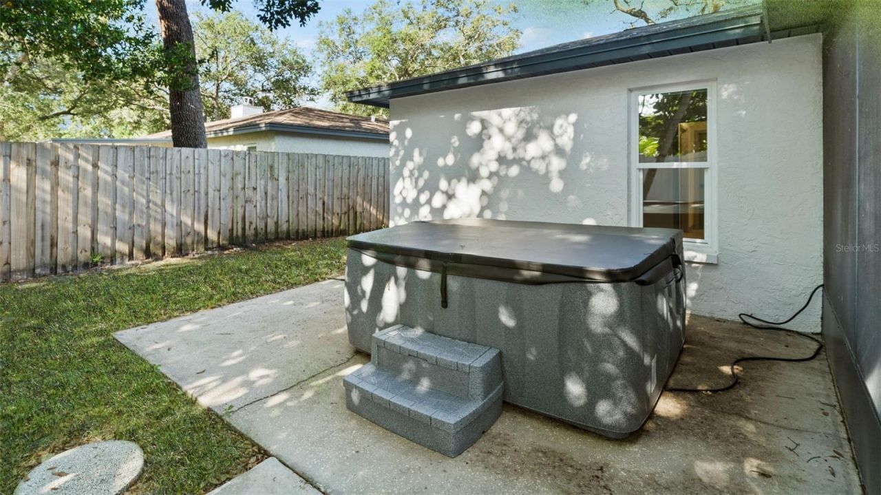 11123 117th Way , Seminole, FL 33778 Photo