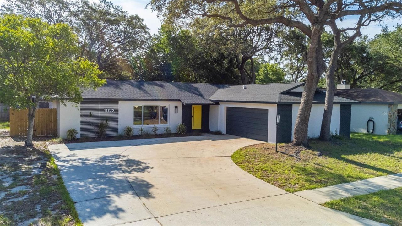 11123 117th Way , Seminole, FL 33778 Photo