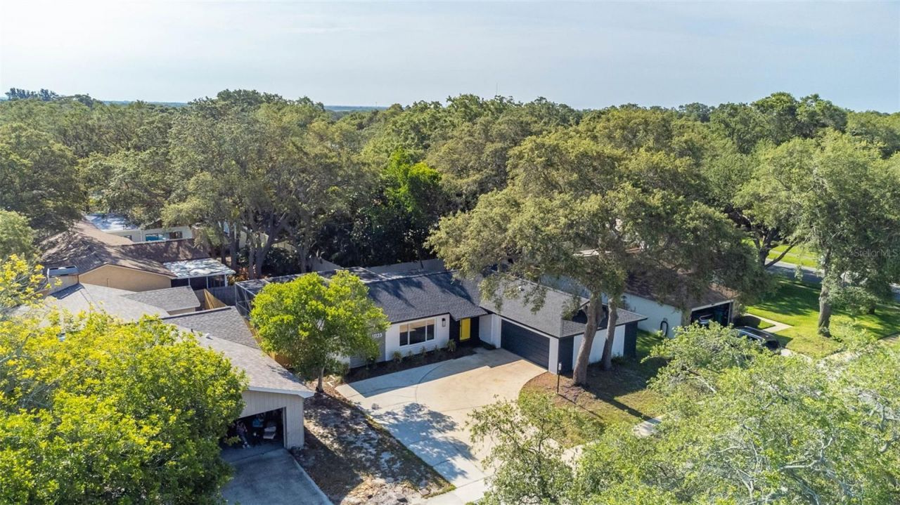 11123 117th Way , Seminole, FL 33778 Photo