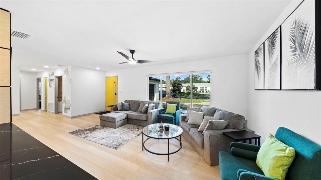 11123 117th Way , Seminole, FL 33778 Photo