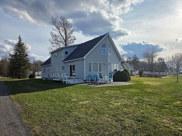 323 Kimberly Drive, Prudenville, MI 48651