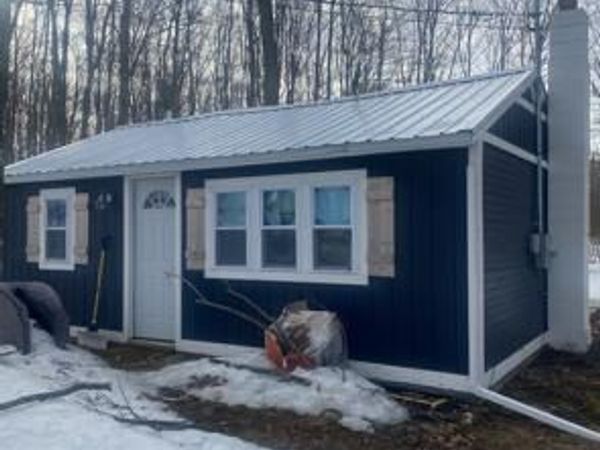 3840 E Levering Road, Levering, MI 49755