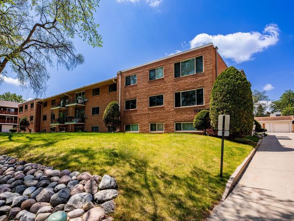 605 7th Street S, Unit 20, Fargo, ND 58103