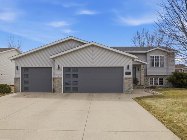 3534 42nd Avenue S, Fargo, ND 58104