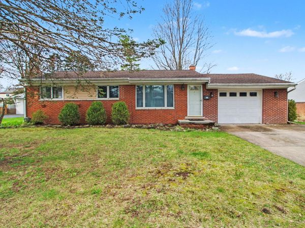 833 Lambkins Road, Saline, MI 48176