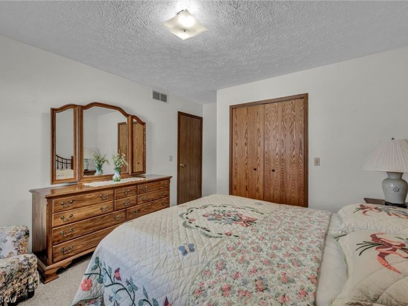 9217 Bechtel Road, Elyria, OH 44035 Photo 31