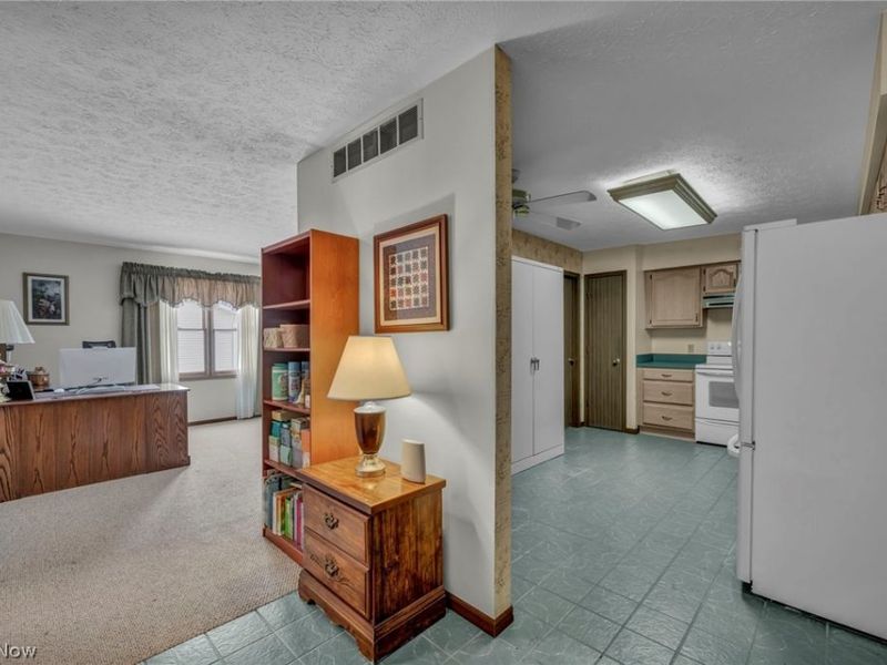 9217 Bechtel Road, Elyria, OH 44035 Photo 37