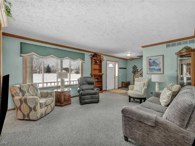 9217 Bechtel Road, Elyria, OH 44035 Photo 6