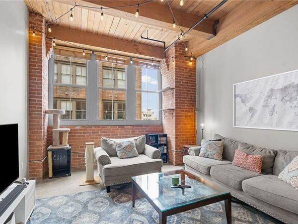 712 Broadway Boulevard, Unit 401, Kansas City, MO 64105