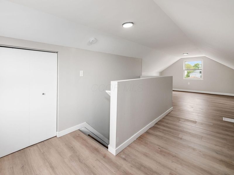 1363 E 19th Avenue , Columbus, OH 43211 Photo 17