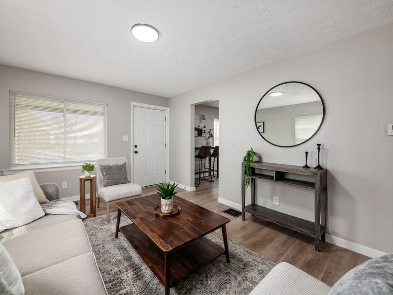 1363 E 19th Avenue , Columbus, OH 43211 Photo 6