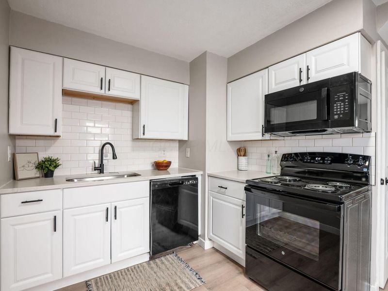 1363 E 19th Avenue , Columbus, OH 43211 Photo 8