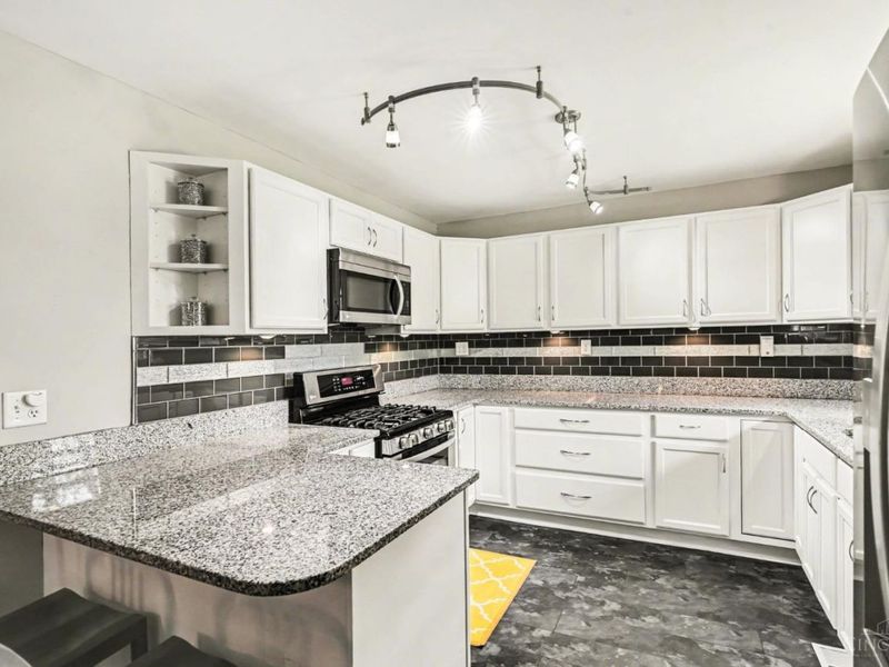 6209 7 Pines, Miami Twp, OH 45449 Photo 10