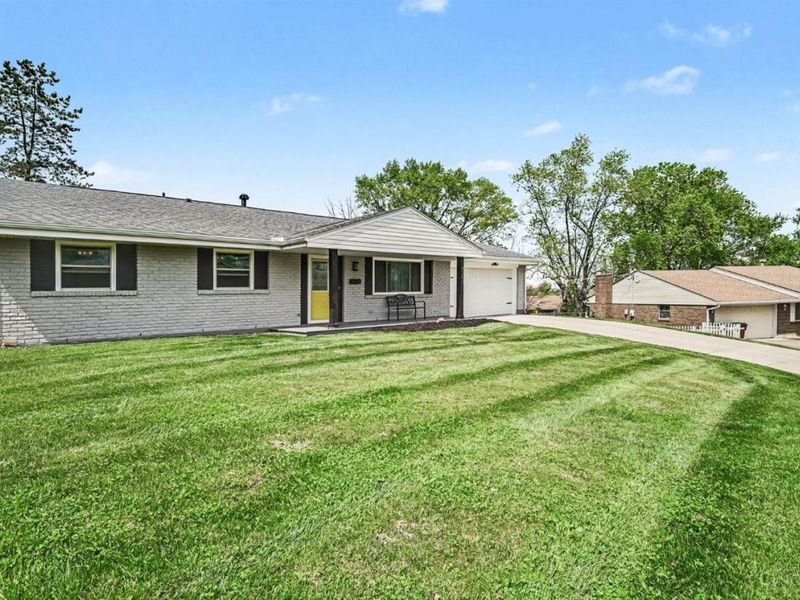 6209 7 Pines, Miami Twp, OH 45449 Photo 2