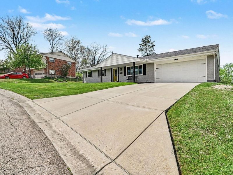 6209 7 Pines, Miami Twp, OH 45449 Photo 3