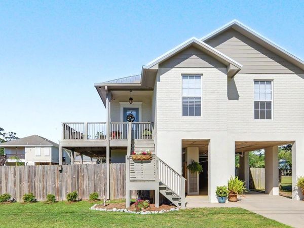 803 13th Street, Pascagoula, MS 39567